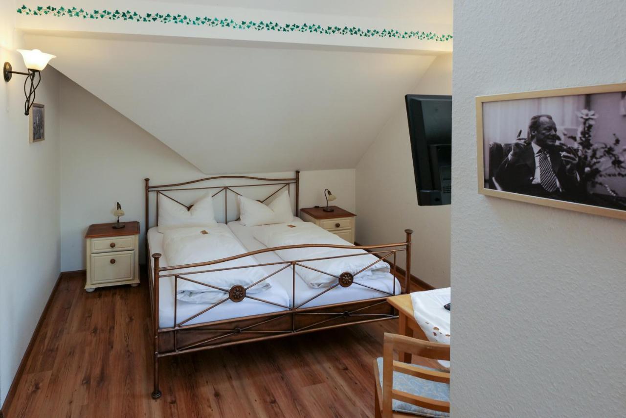 Hotel Alte Buergermeisterei 에디게르-엘러 외부 사진