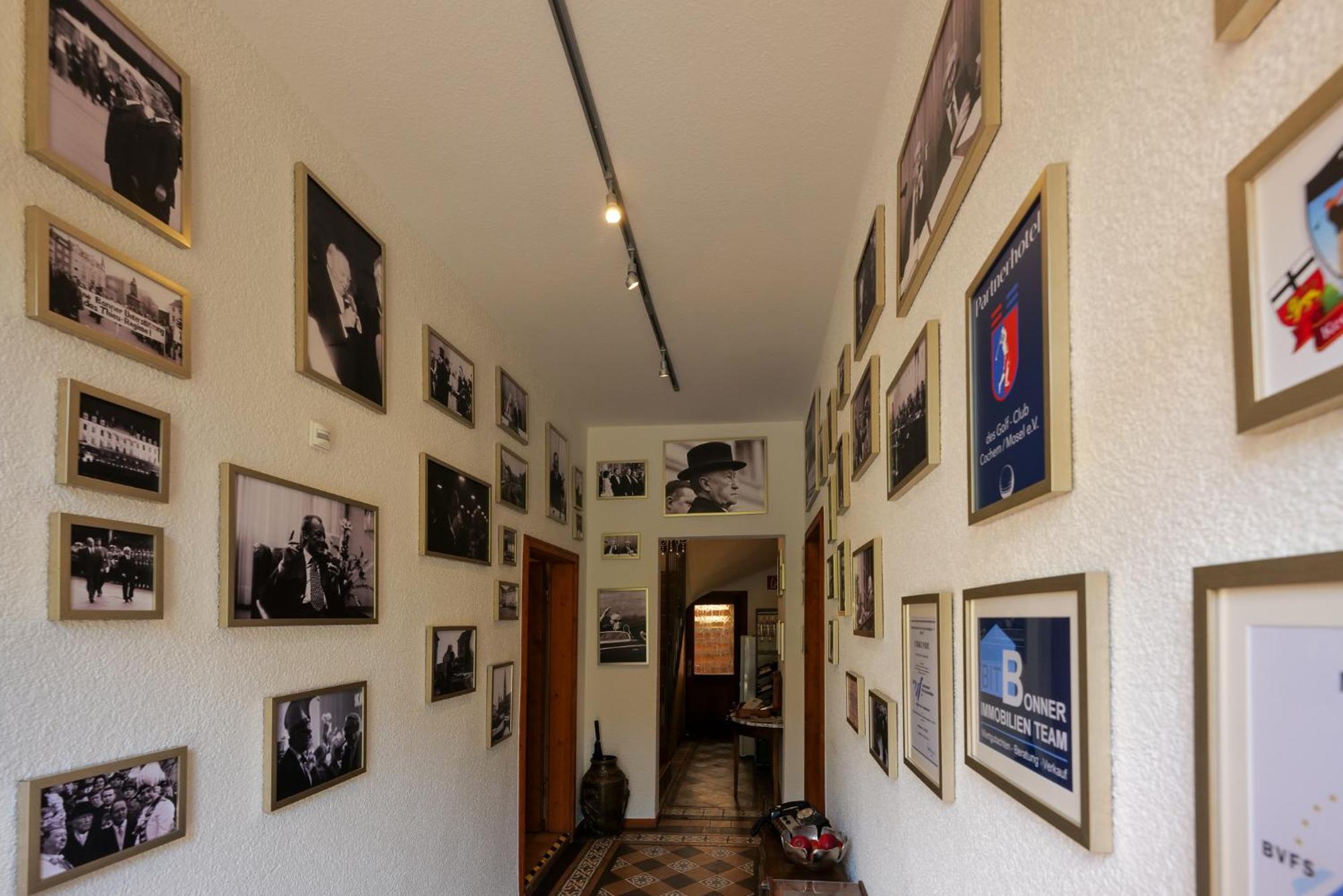 Hotel Alte Buergermeisterei 에디게르-엘러 외부 사진